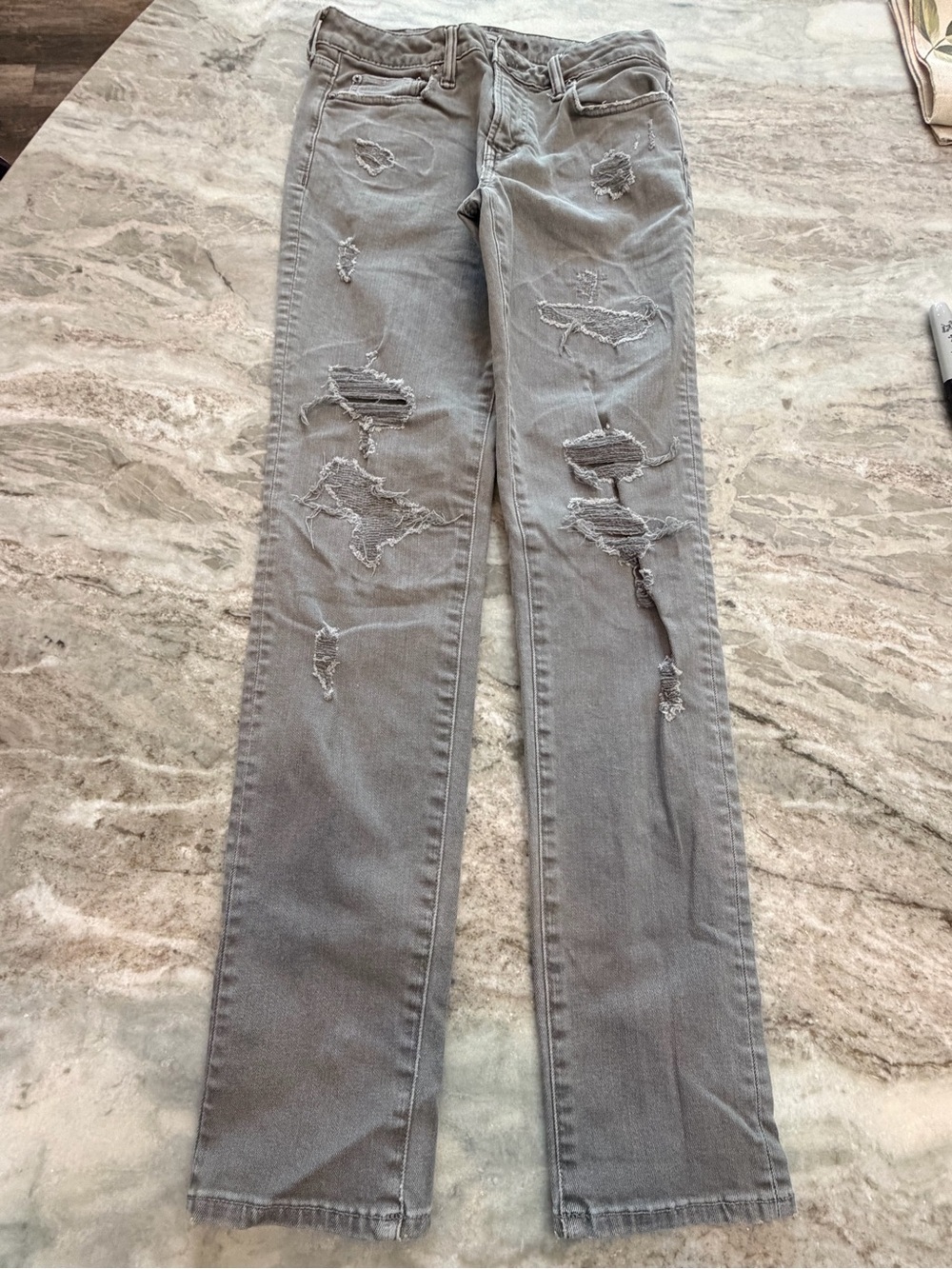 American Eagle Gray Distressed Skinny Jeans Women’s 29x32 Stretch Denim